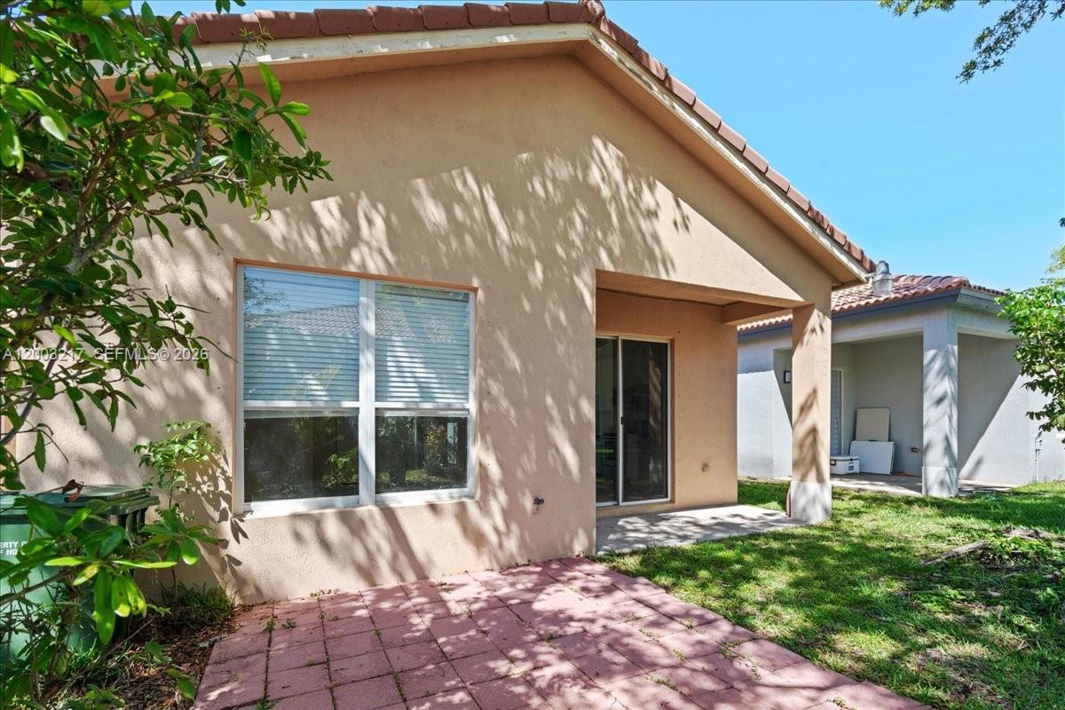 PORTOFINO PALMS - Residential