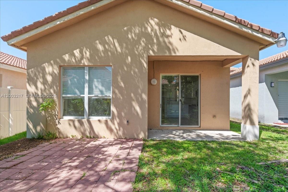 PORTOFINO PALMS - Residential