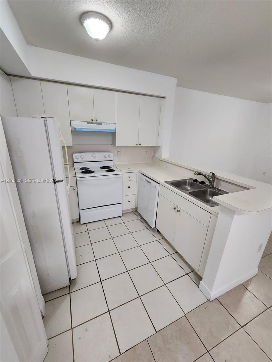 11060 SW 196th St 209