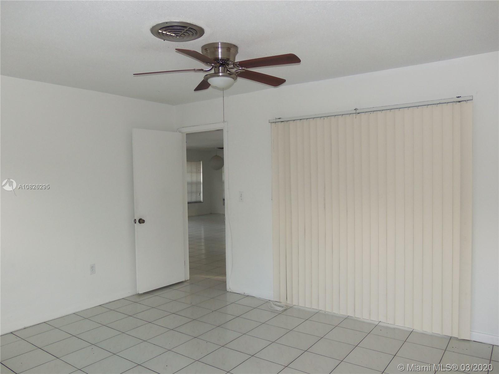 WYNNEWOOD ACRES 5 - Residential