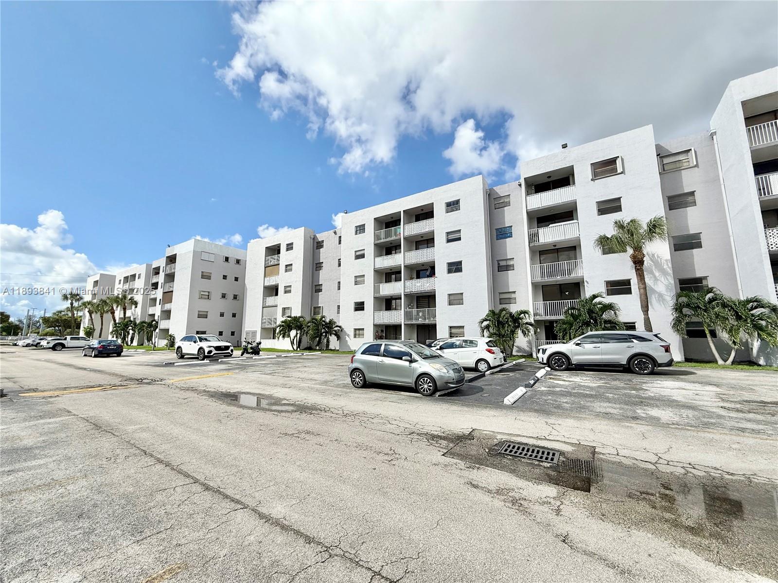 FONTAINEBLEAU GARDENS CON - Residential Lease