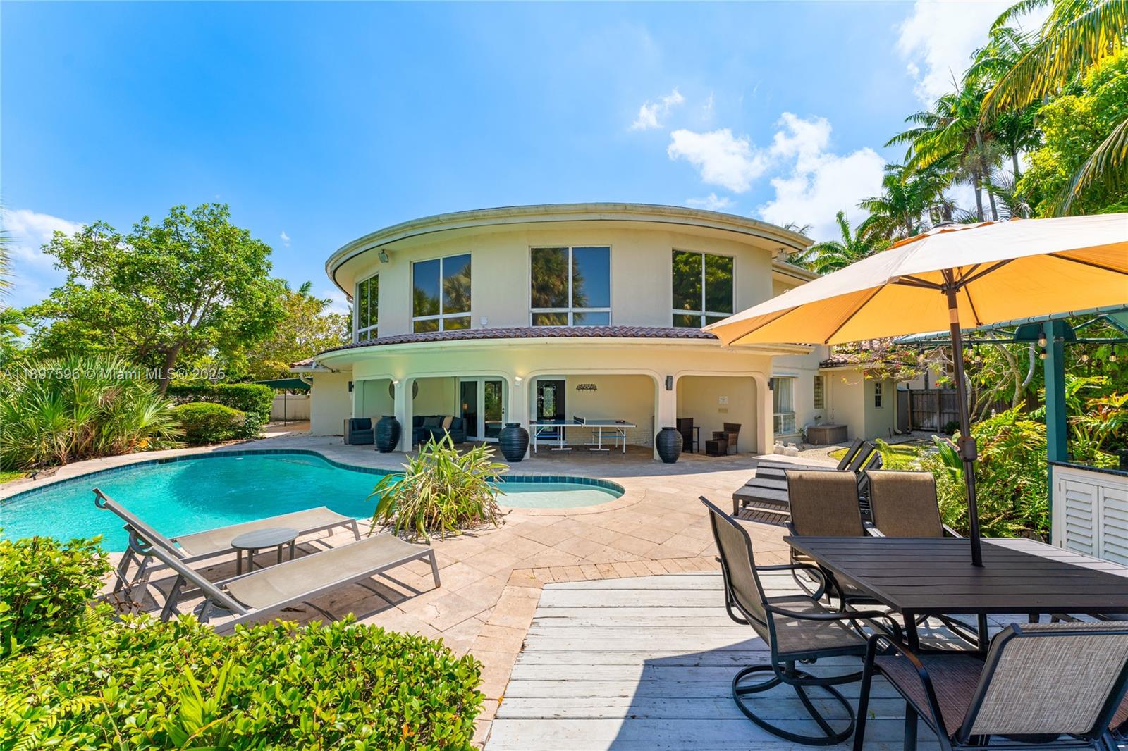 View photos, virtual tours, details... 1809 Coral Gardens Dr
