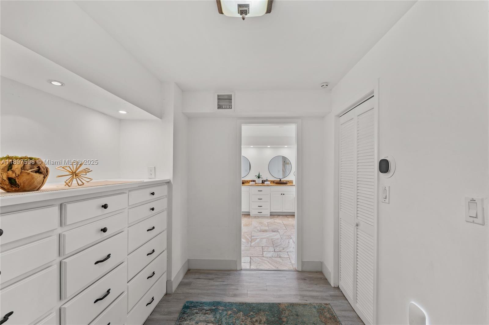 MIDDLE RIVER ESTATES - Residential