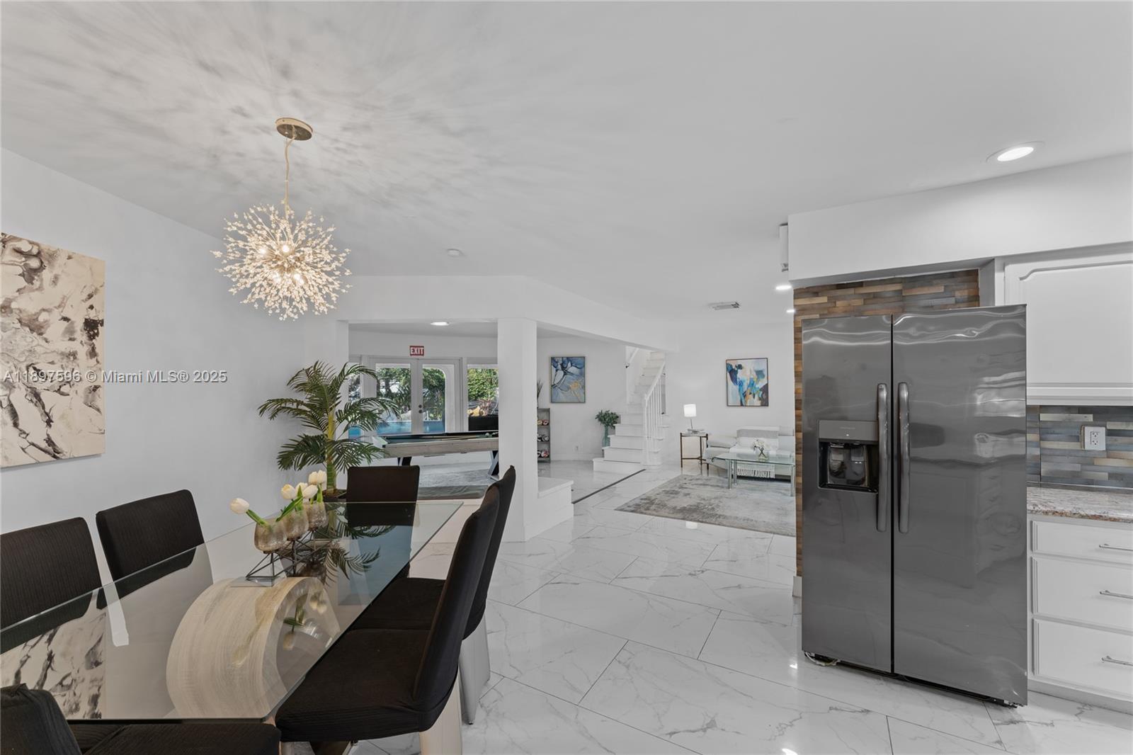 MIDDLE RIVER ESTATES - Residential