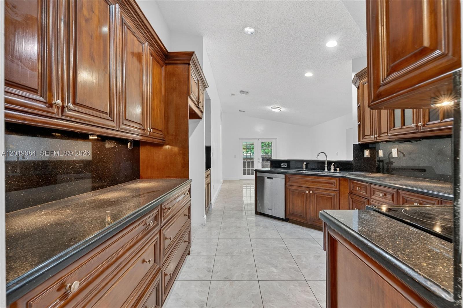 WHITEHORSE ESTATES 2 - Residential