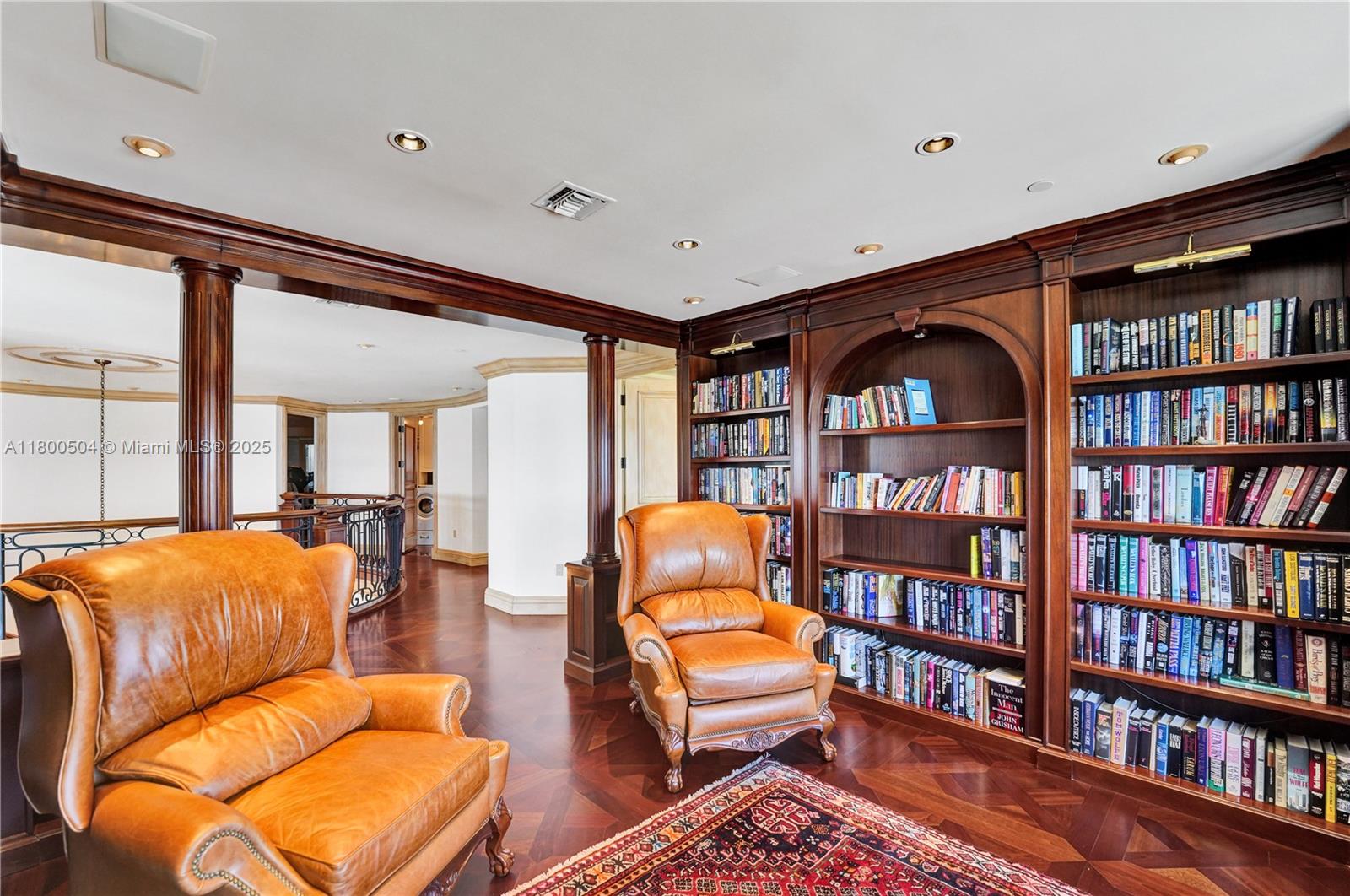 RENAISSANCE ON THE OCEAN - Residential