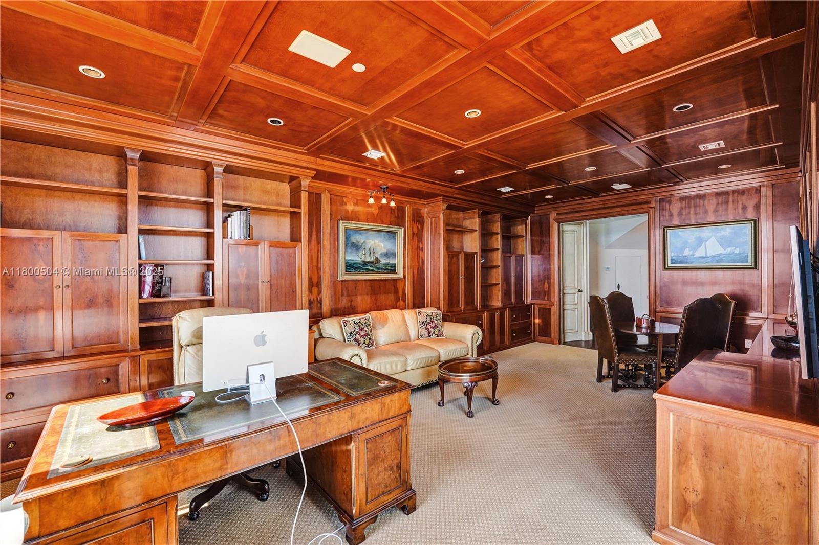 RENAISSANCE ON THE OCEAN - Residential