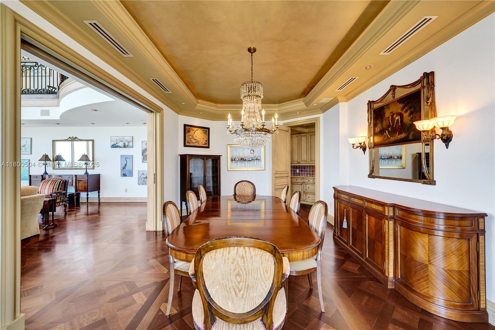 RENAISSANCE ON THE OCEAN - Residential