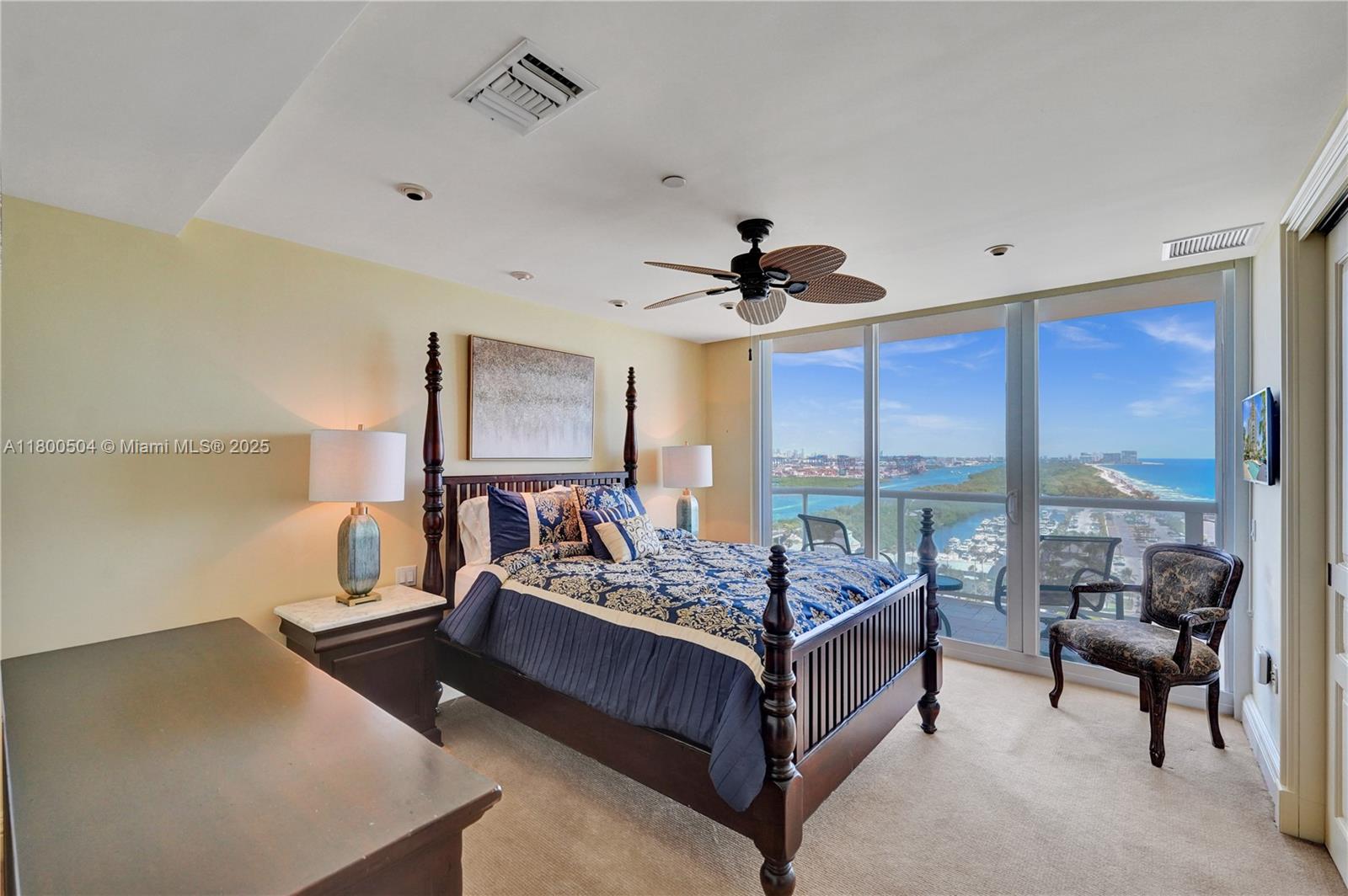 RENAISSANCE ON THE OCEAN - Residential