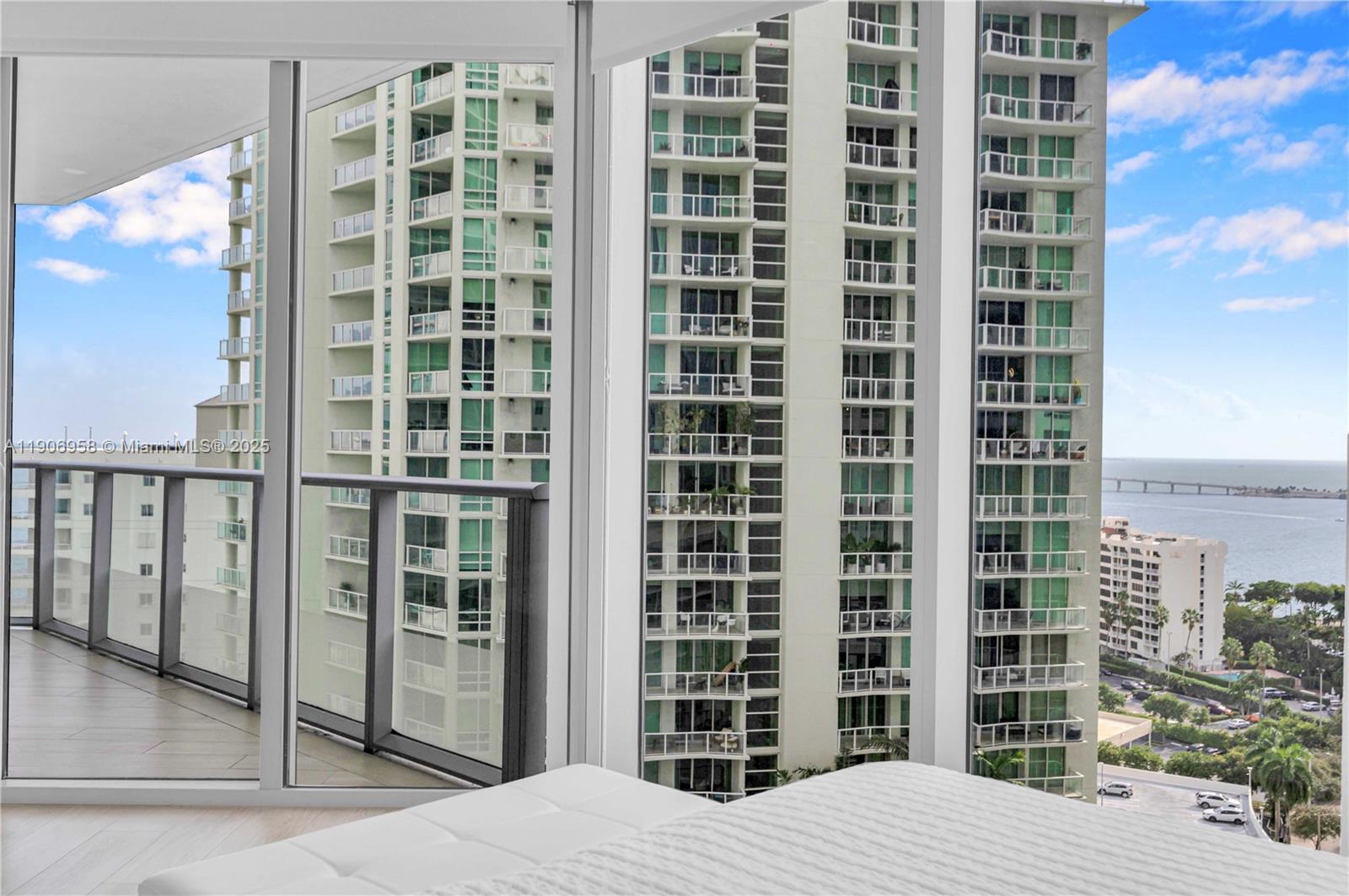 BRICKELLHOUSE CONDO - Residential Lease