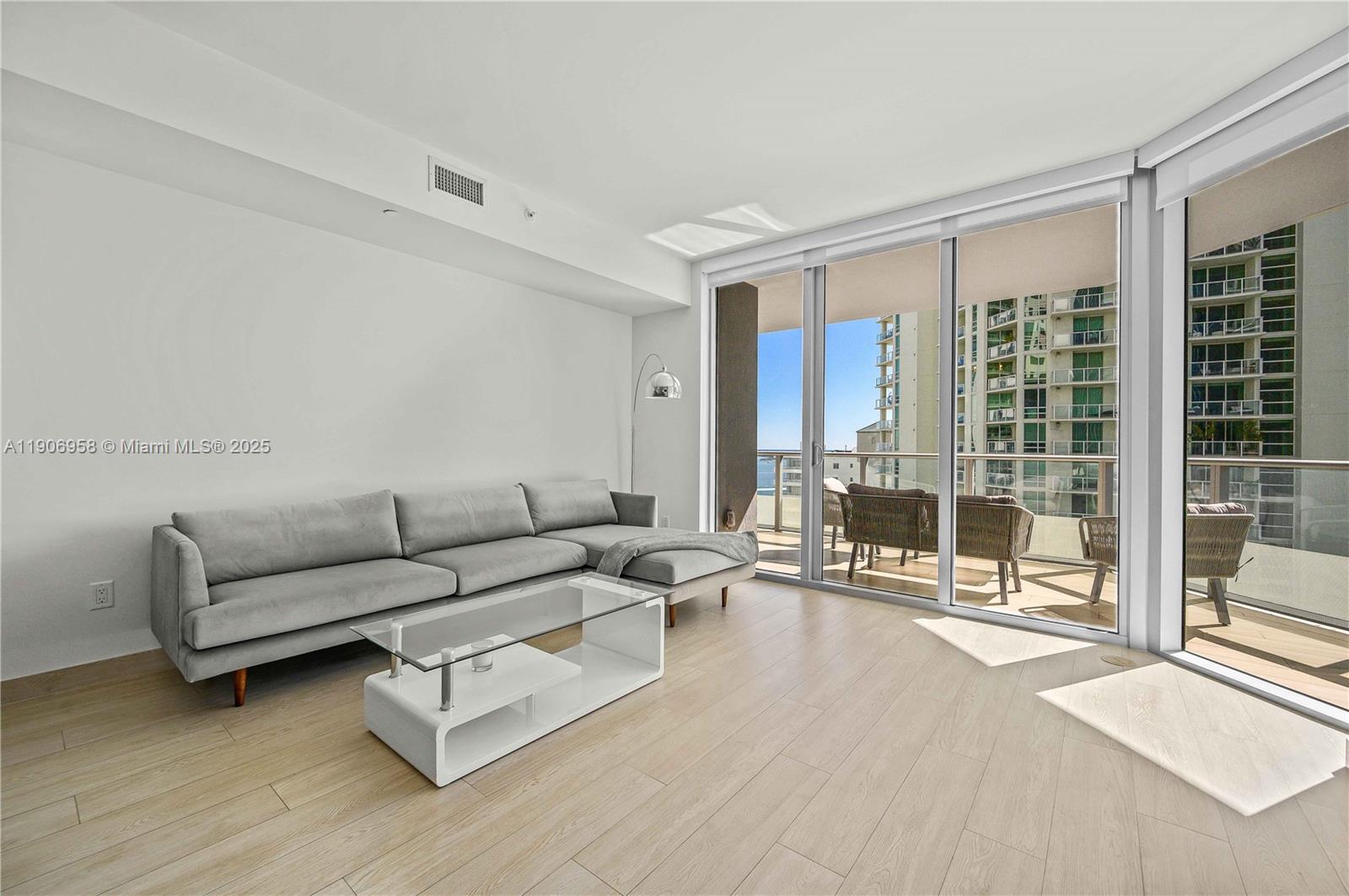 BRICKELLHOUSE CONDO - Residential Lease