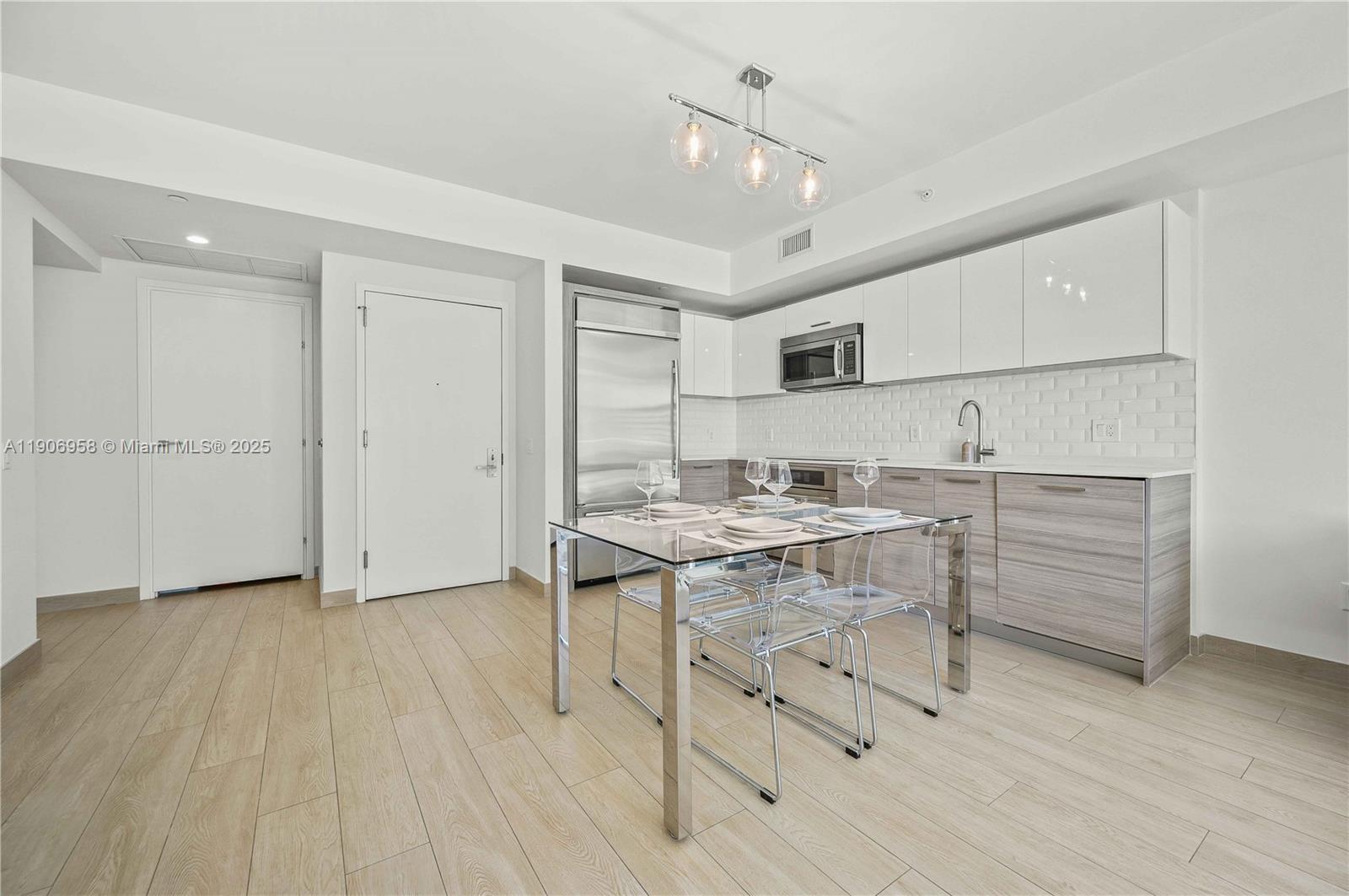 BRICKELLHOUSE CONDO - Residential Lease