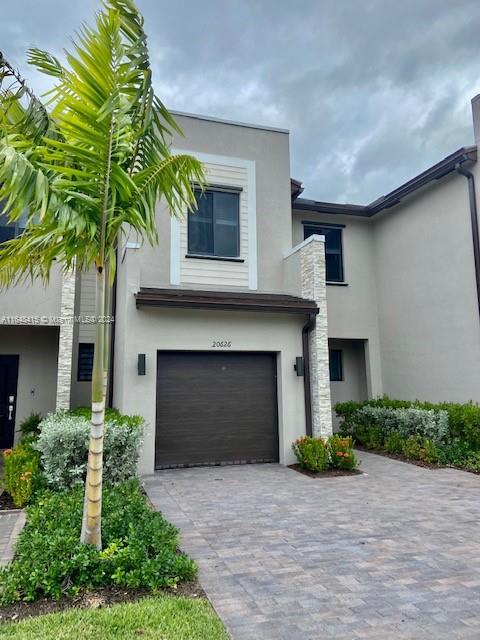 PASEOS AT VIA VENTURA - Residential