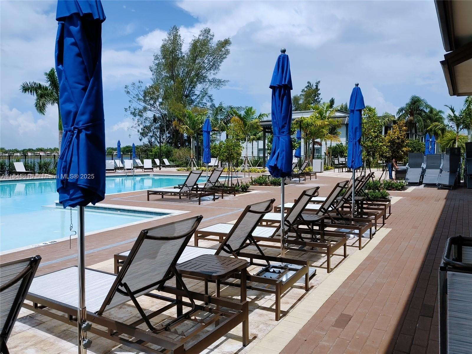 PASEOS AT VIA VENTURA - Residential