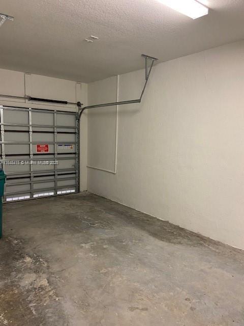 PASEOS AT VIA VENTURA - Residential