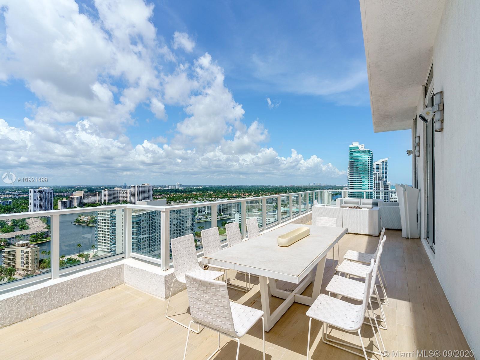 APOGEE BEACH CONDOMINIUM - Residential