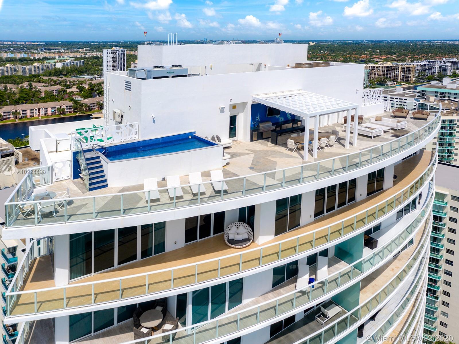 APOGEE BEACH CONDOMINIUM - Residential