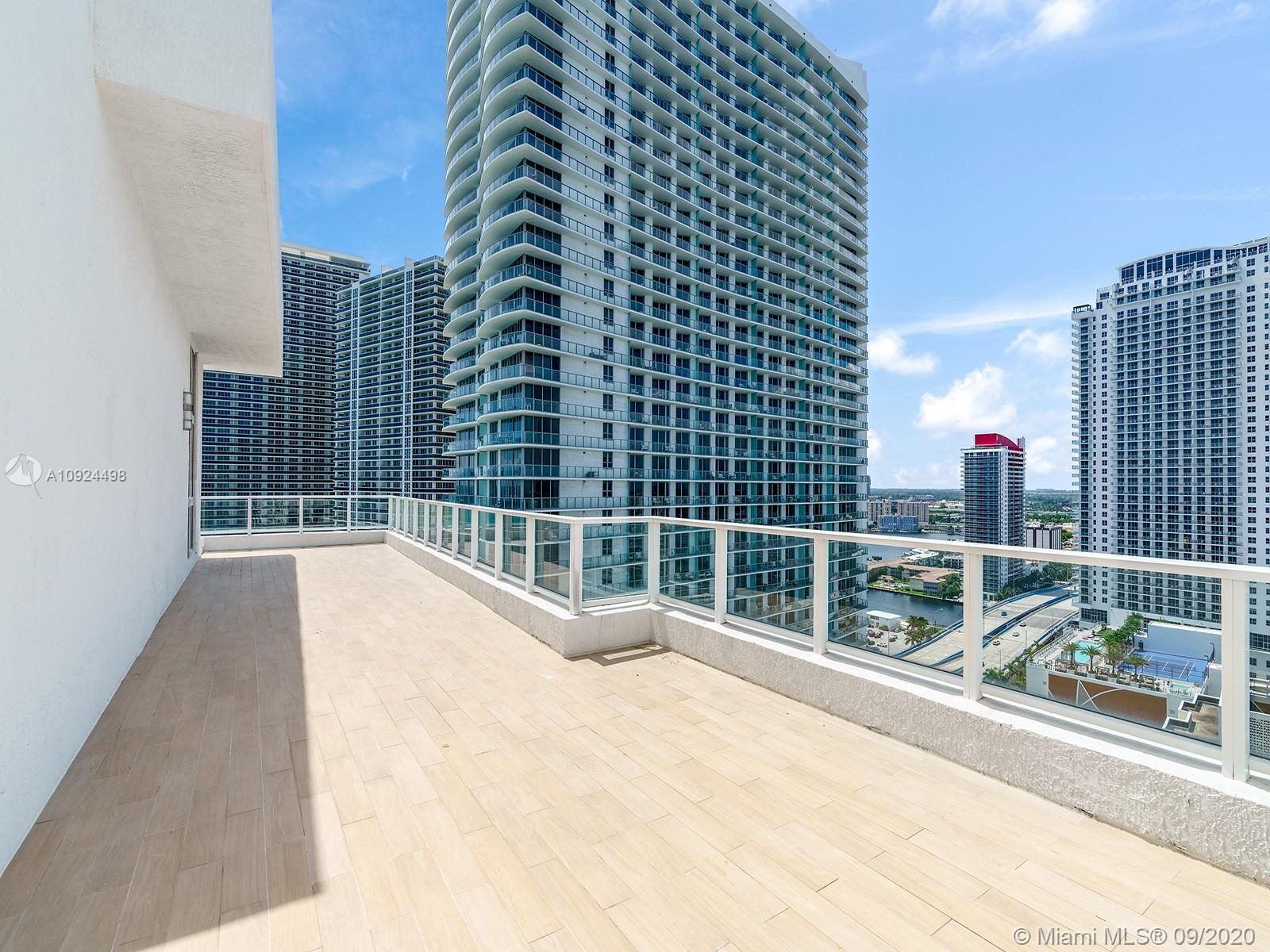 APOGEE BEACH CONDOMINIUM - Residential