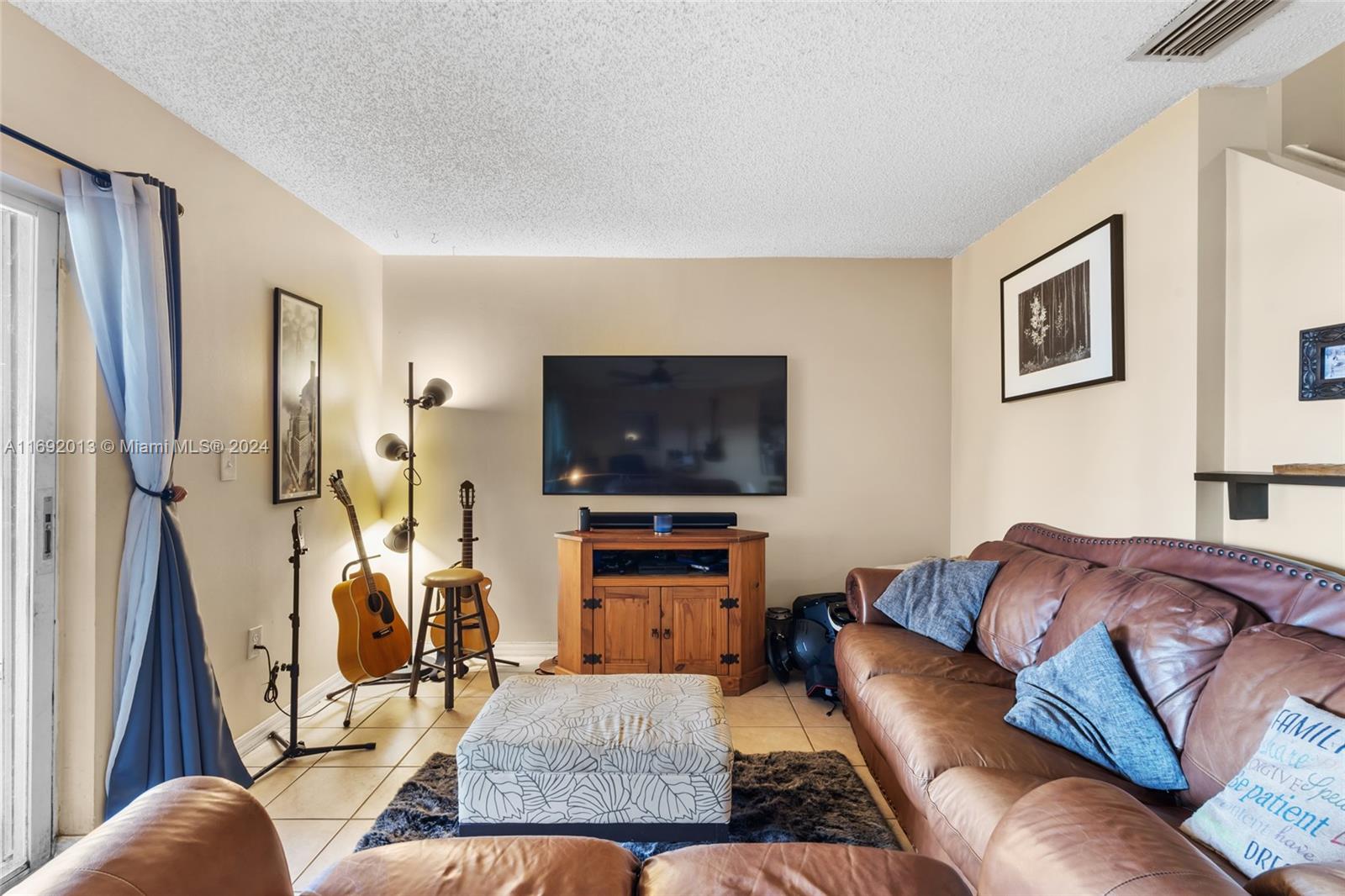 WEITZER SERENA LAKES TOWN - Residential