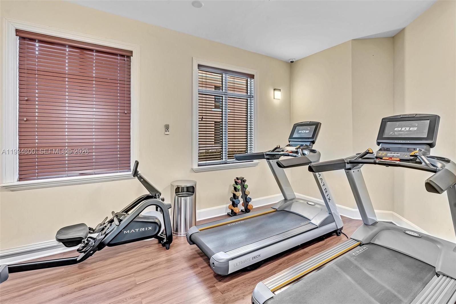 AVENTURA MARINA CONDO NUM - Residential