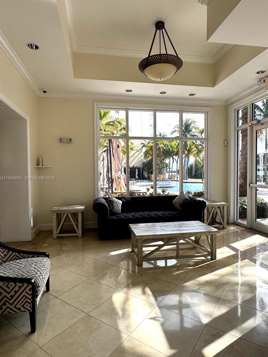 AVENTURA MARINA CONDO NUM - Residential