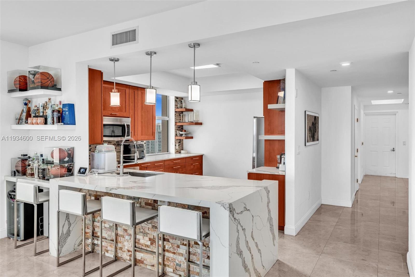 AVENTURA MARINA CONDO NUM - Residential