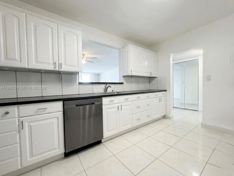 Photo of 3800 S Ocean Dr #816, Hollywood, FL 33019 (MLS # A11995076)