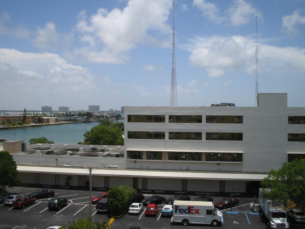 ISLAND PLACE AT NORTH BAY - Residential Lease