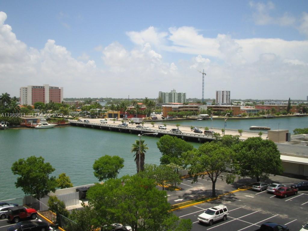 ISLAND PLACE AT NORTH BAY - Residential Lease