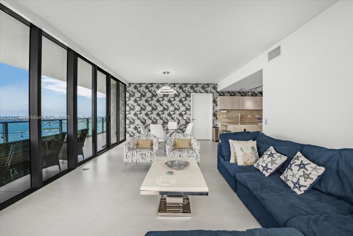 ONE PARAISO CONDO - Residential