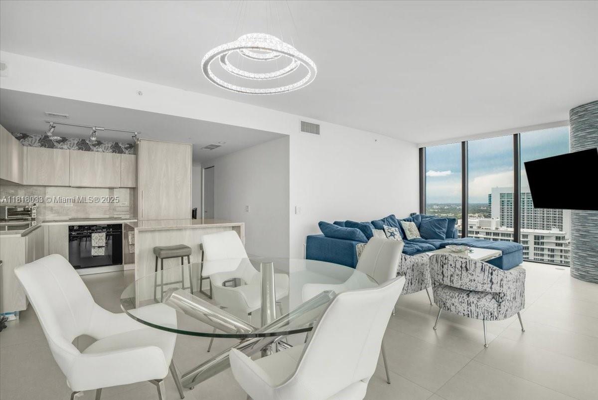 ONE PARAISO CONDO - Residential