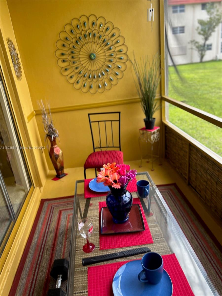 SUNRISE LAKES 5 CONDO - Residential