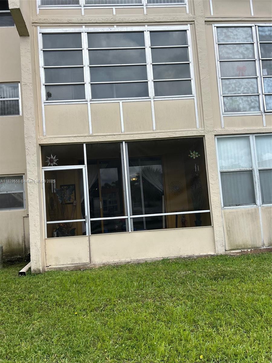 SUNRISE LAKES 5 CONDO - Residential