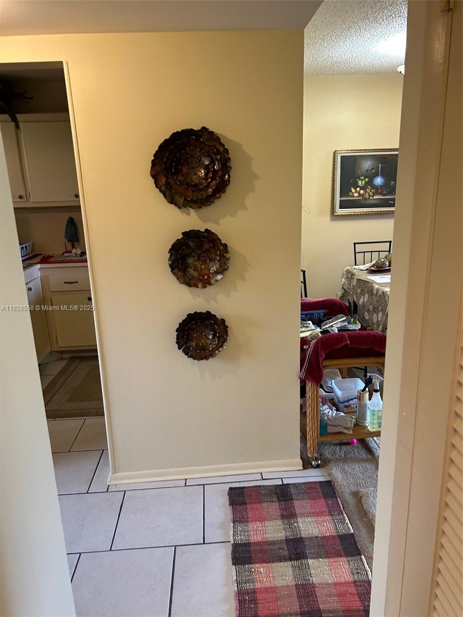 SUNRISE LAKES 5 CONDO - Residential