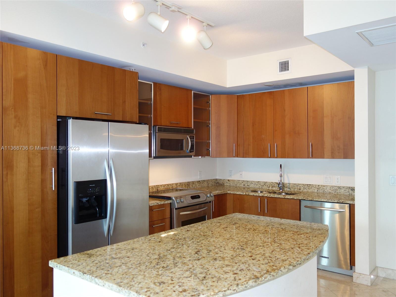 OCEAN MARINE YACHT CLUB C - Residential Lease