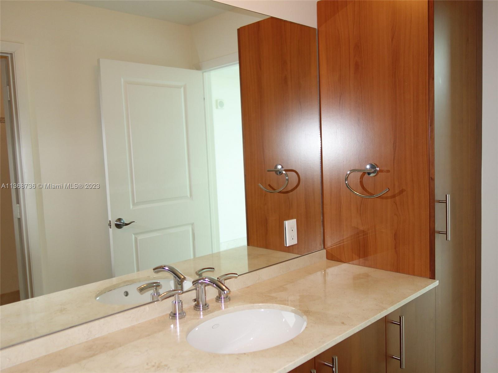 OCEAN MARINE YACHT CLUB C - Residential Lease