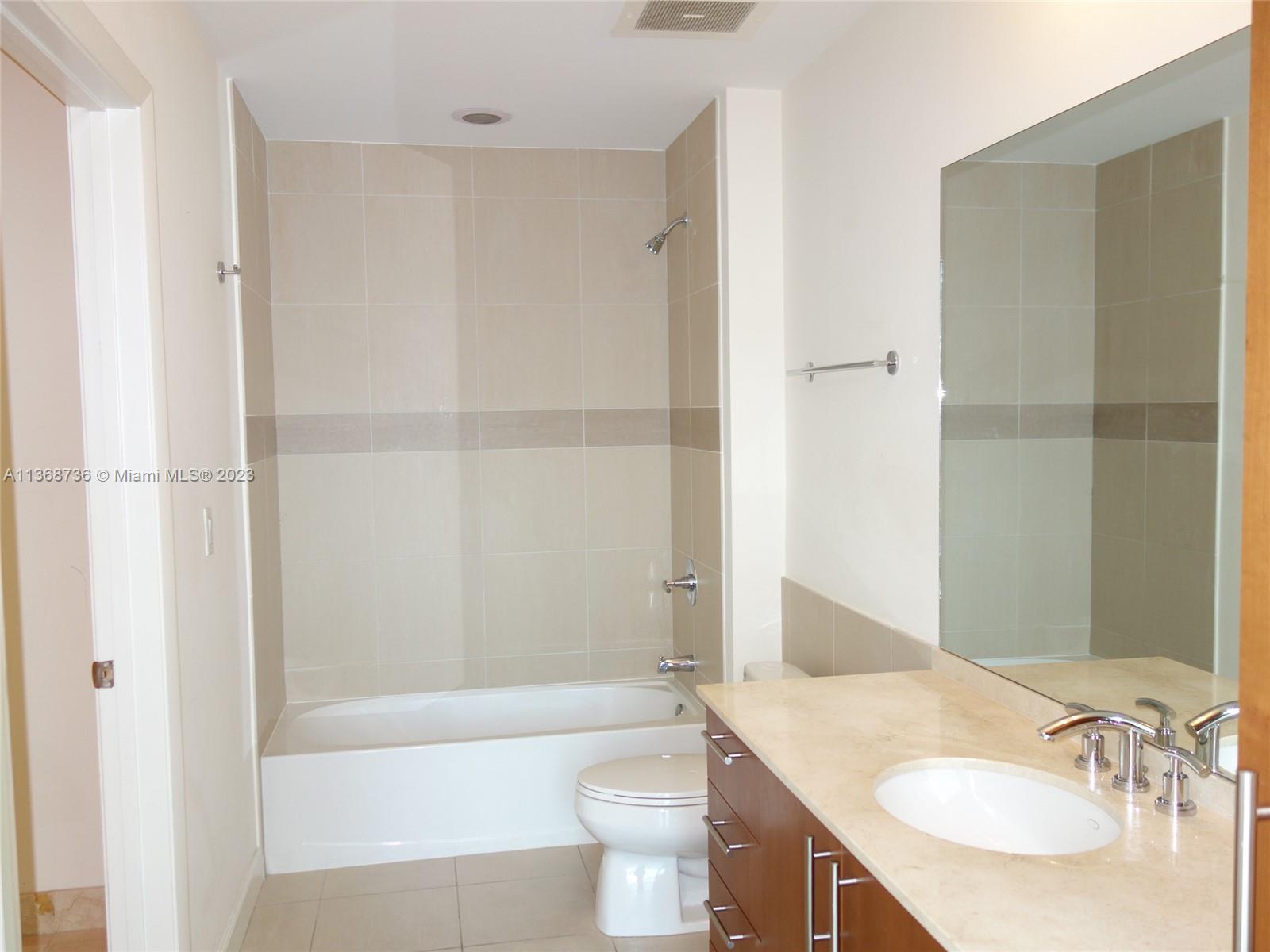 OCEAN MARINE YACHT CLUB C - Residential Lease