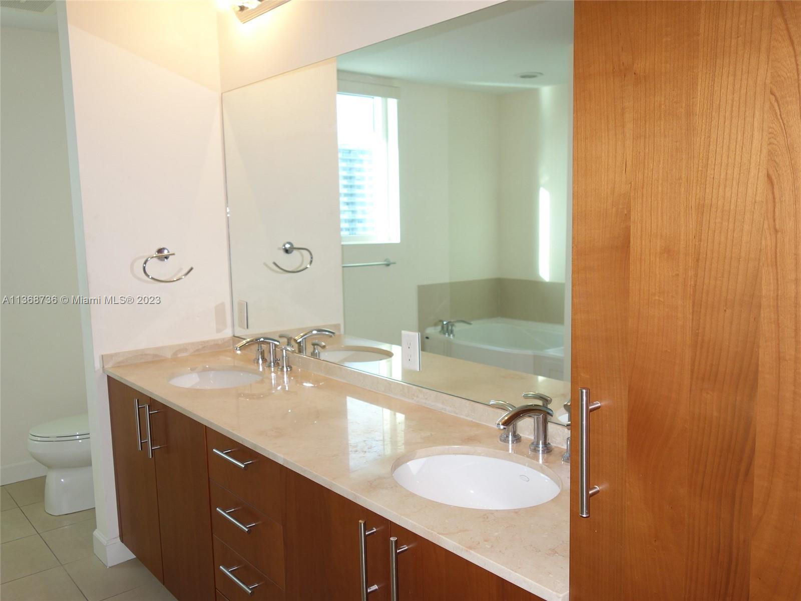 OCEAN MARINE YACHT CLUB C - Residential Lease