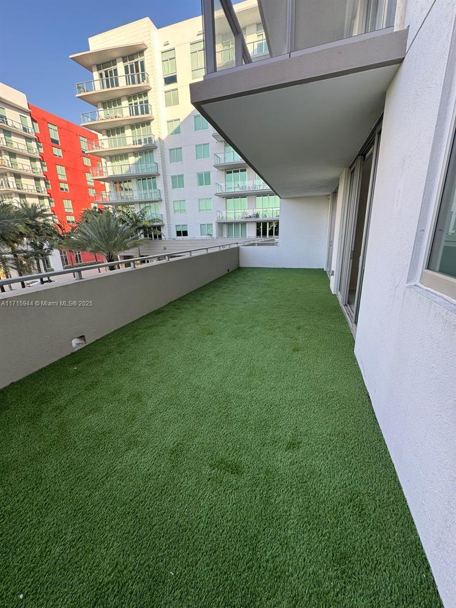 Property for Sale at 7751 Nw 107th Ave 209, Doral, Miami-Dade County, Florida - Bedrooms: 2 
Bathrooms: 2  - $465,000