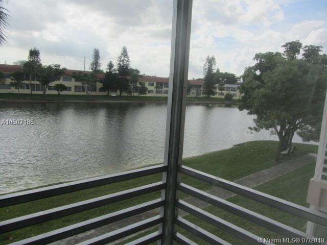 BISCAYNE LAKE GDN BLDG B - Residential