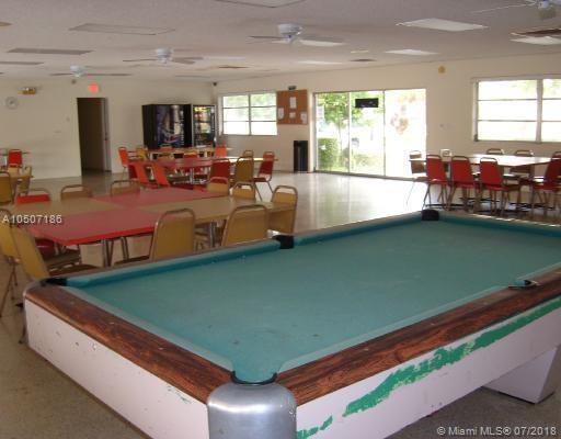 BISCAYNE LAKE GDN BLDG B - Residential