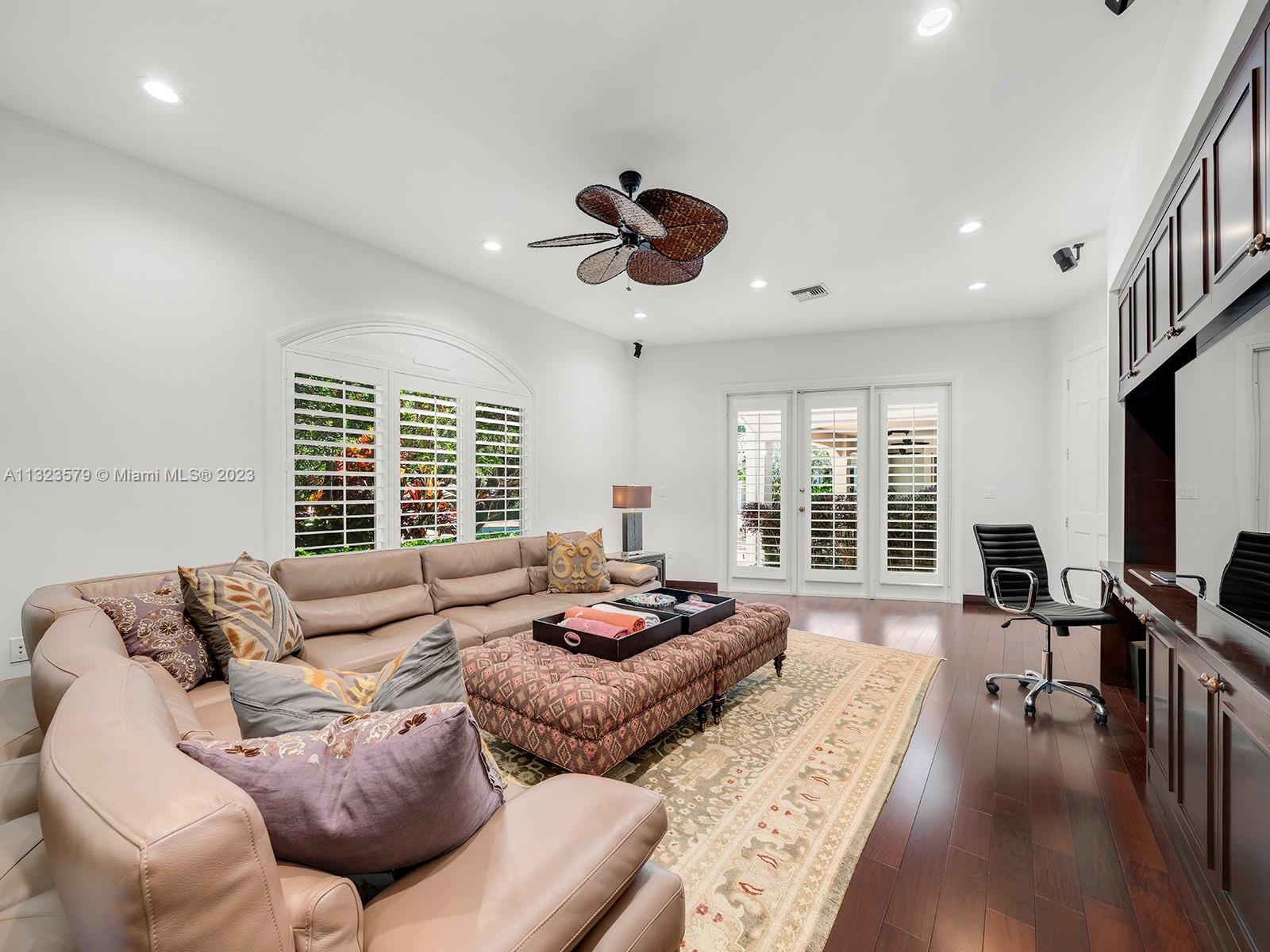 HELMS COUNTRY ESTATES RE- - Residential