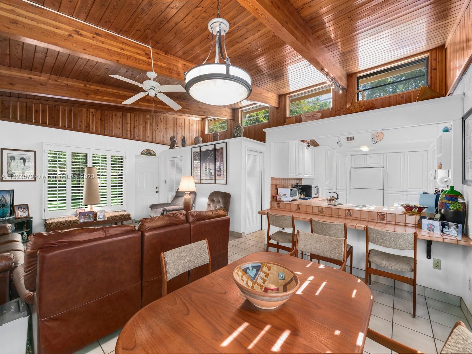 HELMS COUNTRY ESTATES RE- - Residential