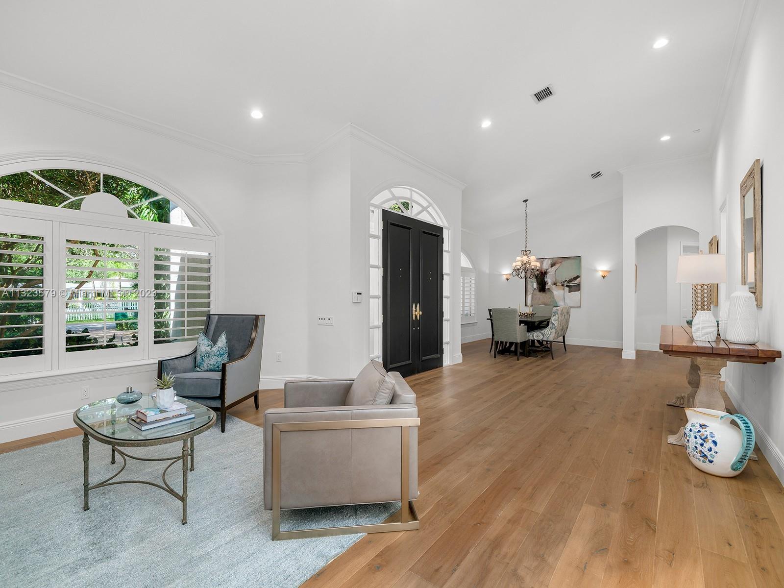 HELMS COUNTRY ESTATES RE- - Residential