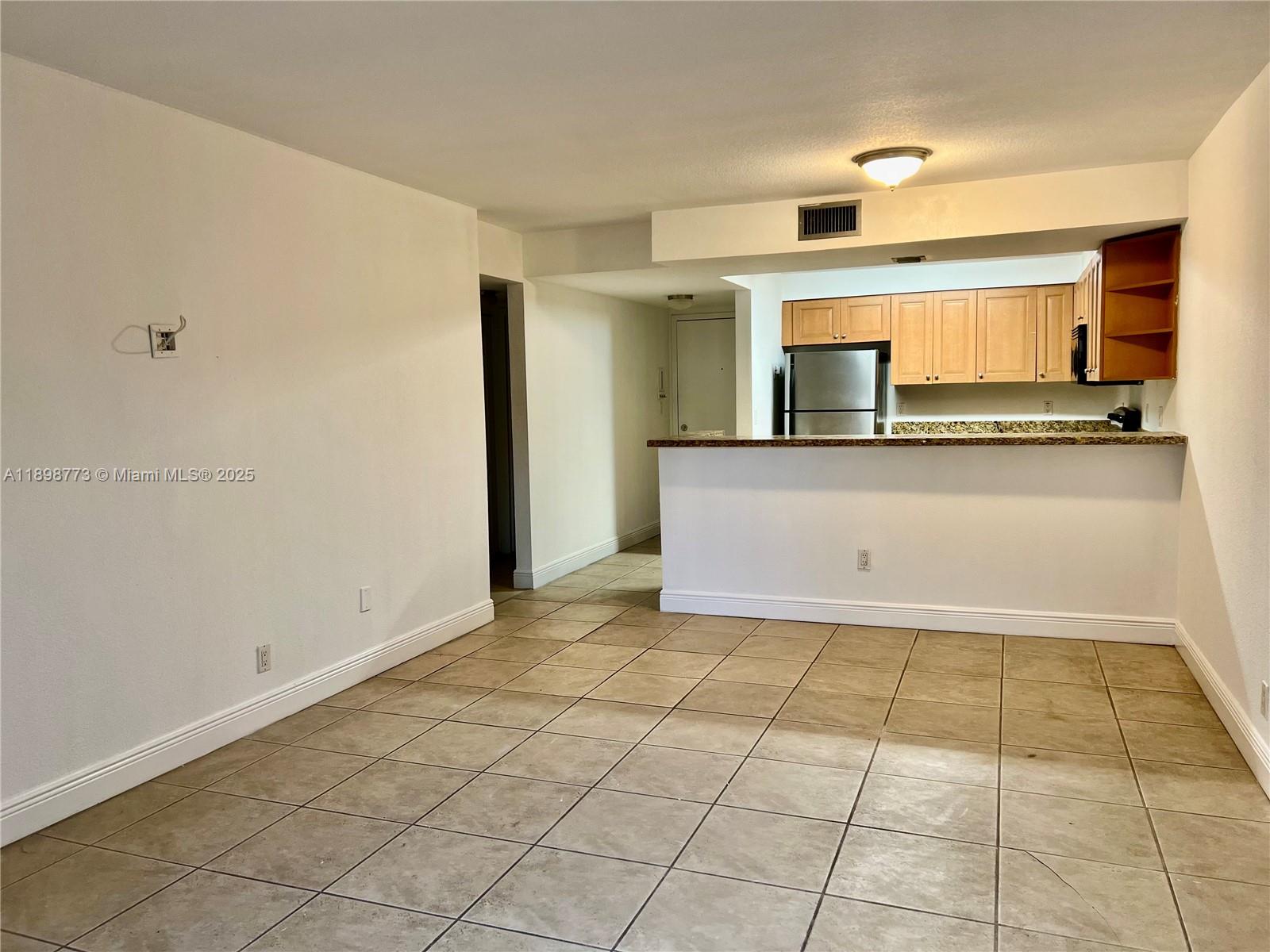 DORAL GARDENS II CONDO - Residential Lease