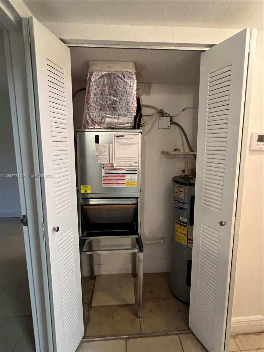 DORAL GARDENS II CONDO - Residential Lease