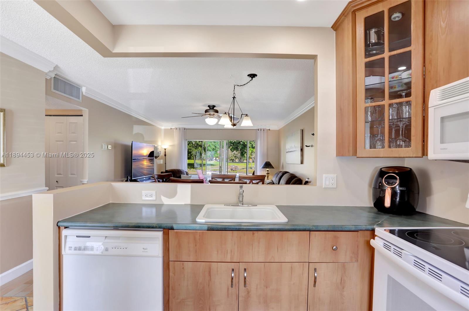 BRADLEY HALL CONDO - Residential