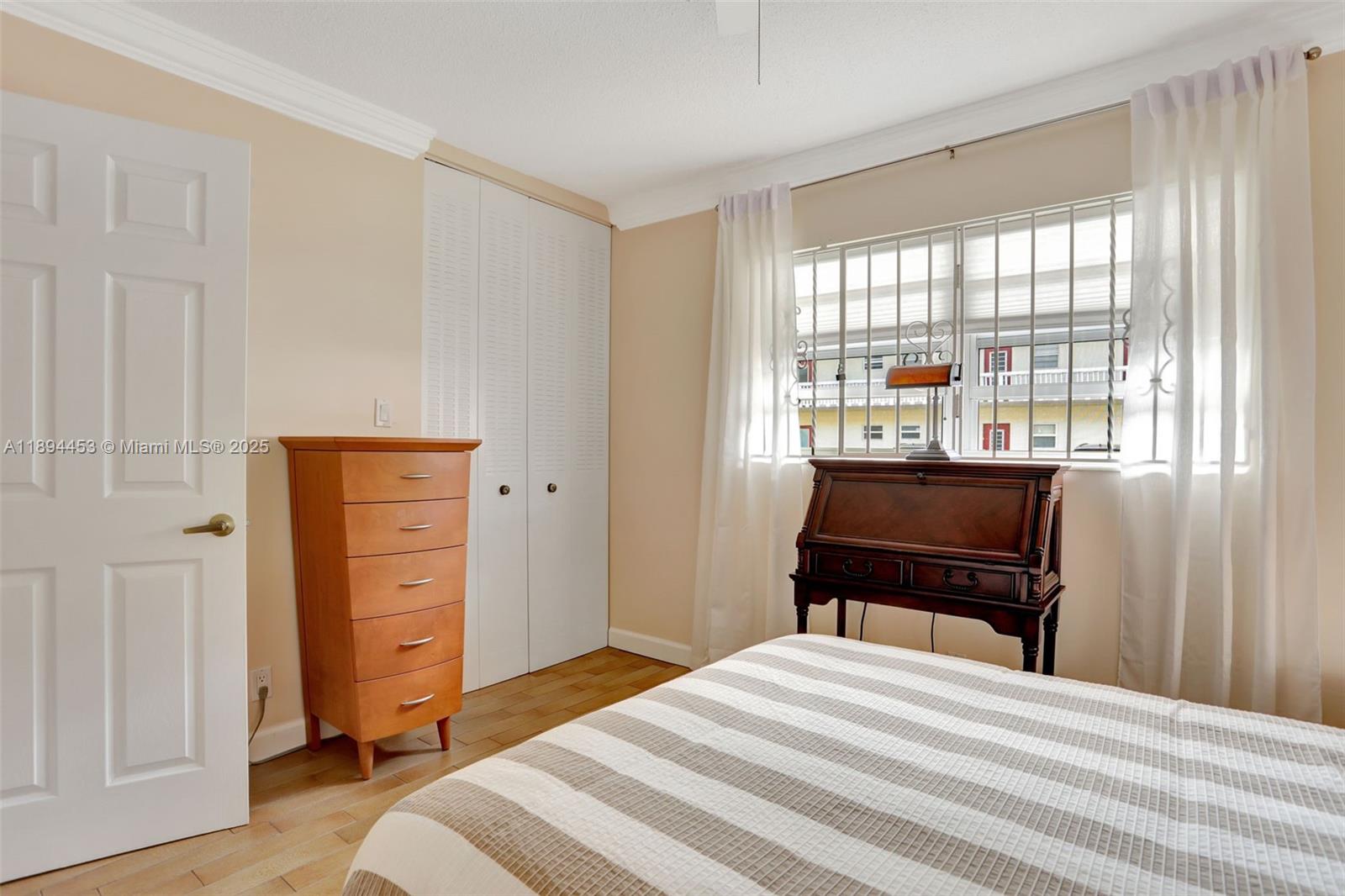 BRADLEY HALL CONDO - Residential