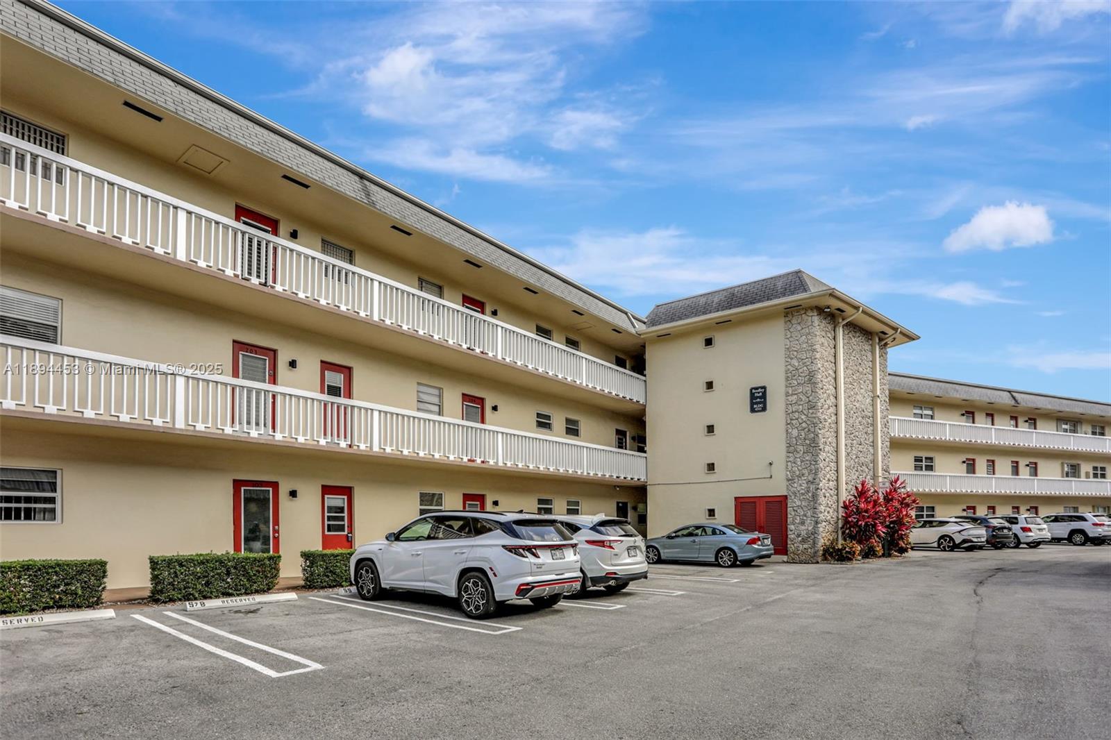 BRADLEY HALL CONDO - Residential