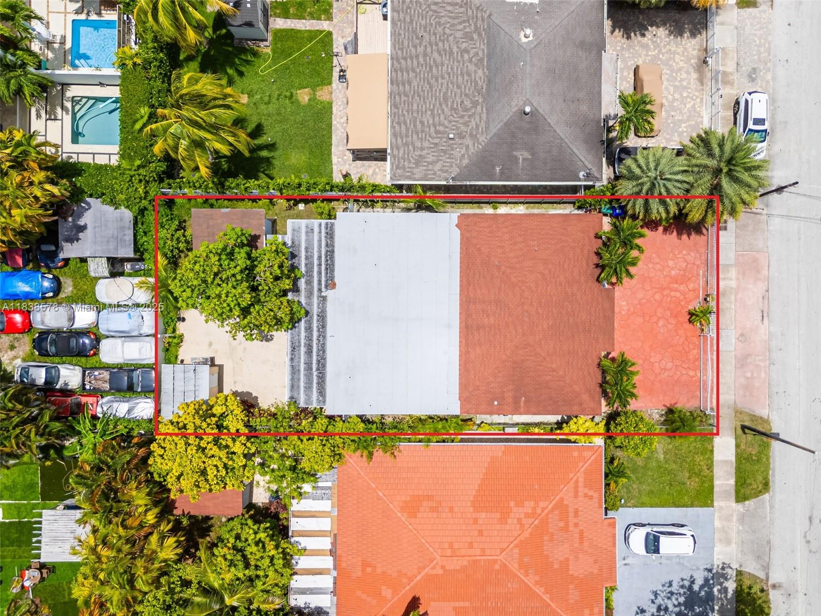 SILVER BLUFF GARDENS - Residential